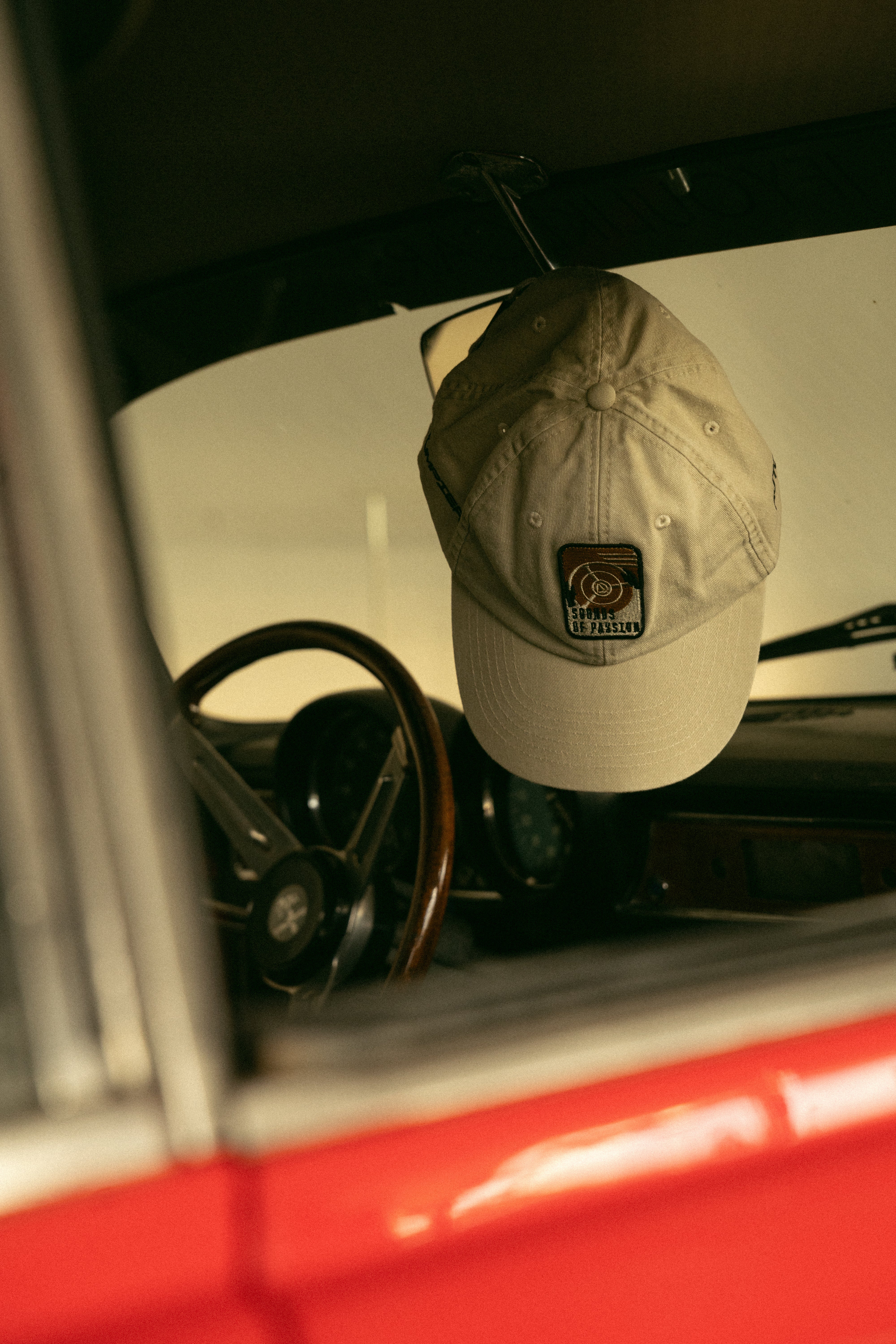 SOUNDS OF PASSION HAT