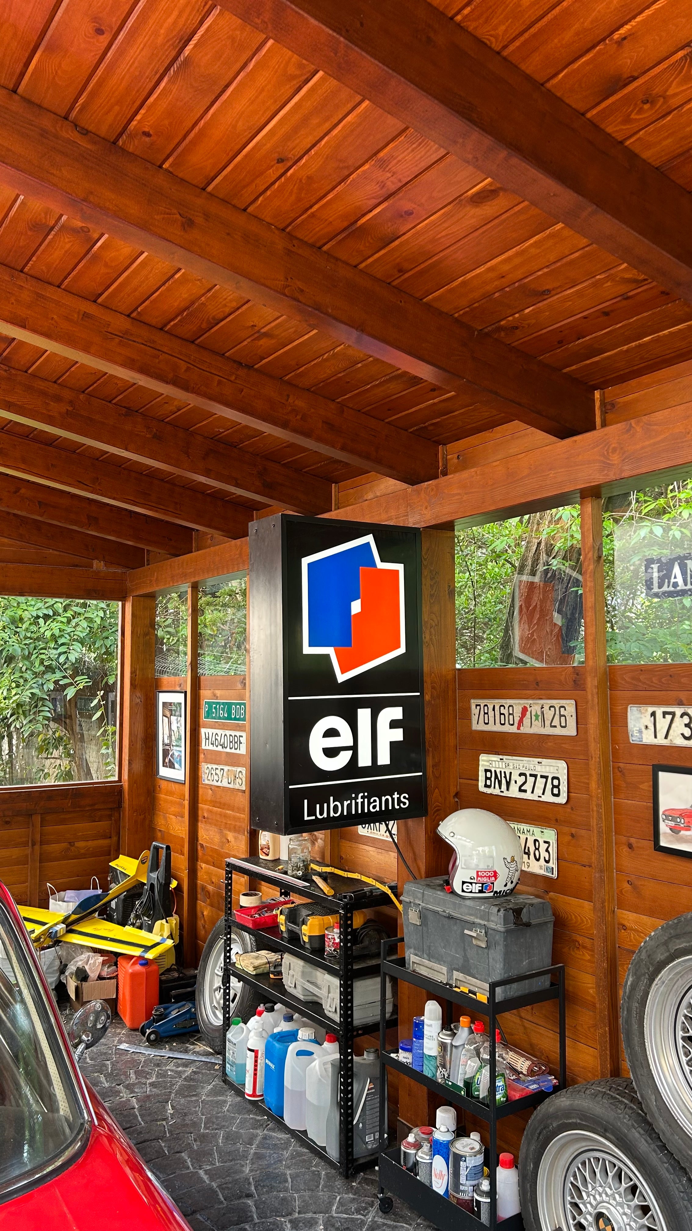 ELF LUBRICANTS CARTEL LUMINOSO