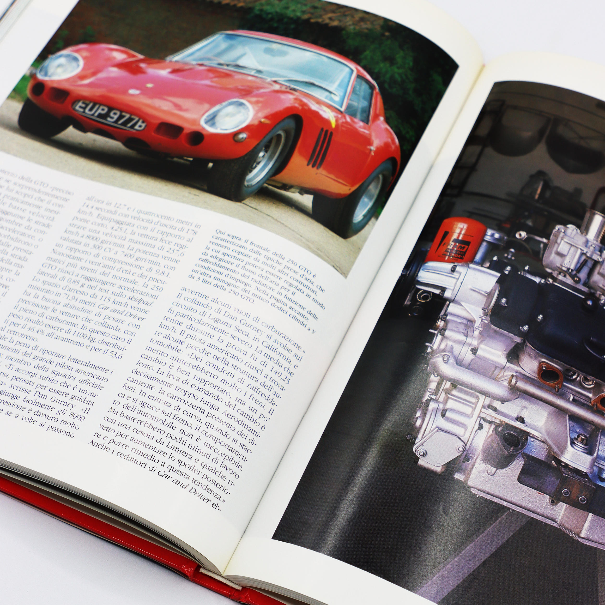 FERRARI UOMINI E AUTOMOBILI