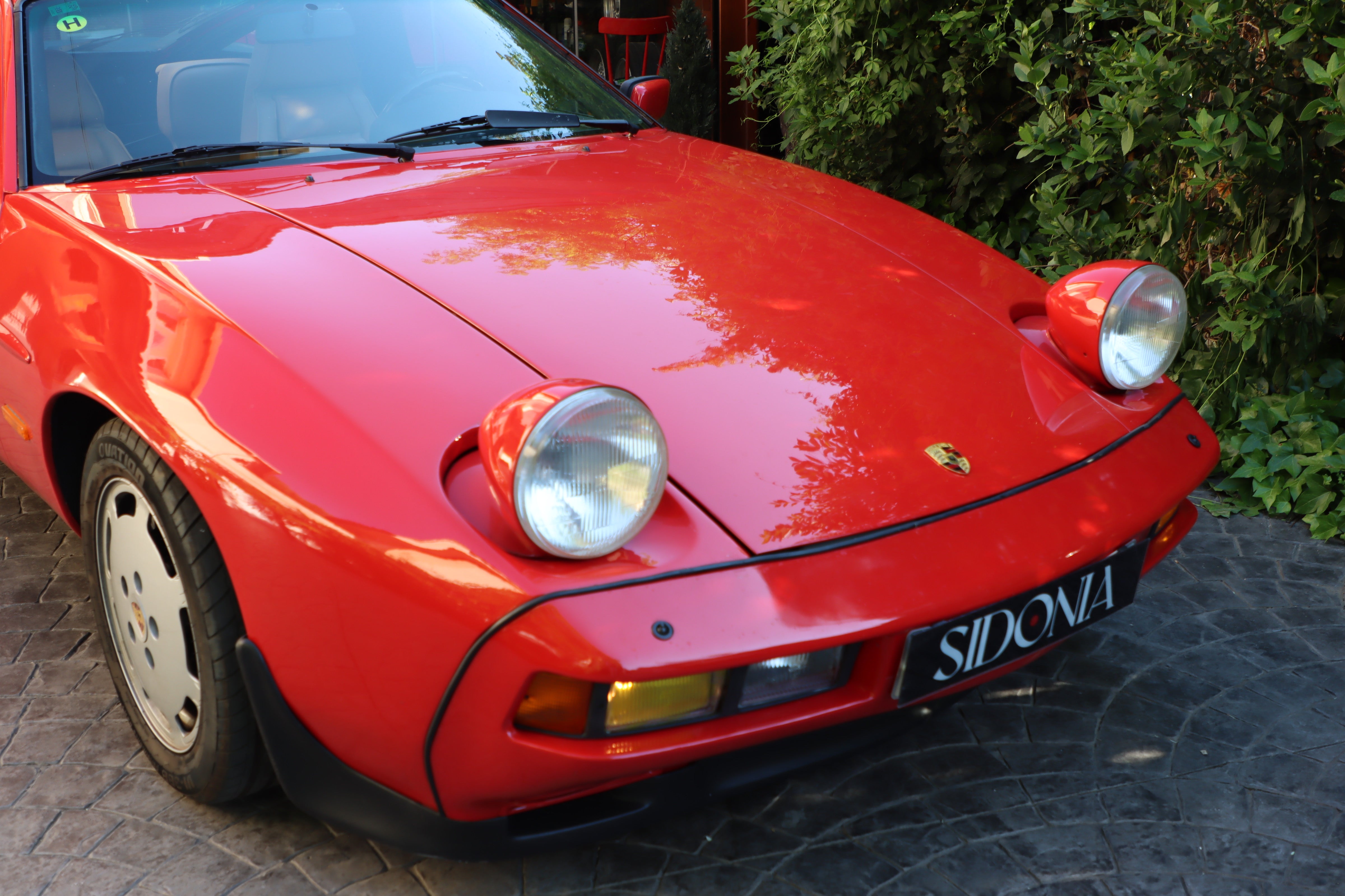 PORSCHE 928 S 4.7 1983