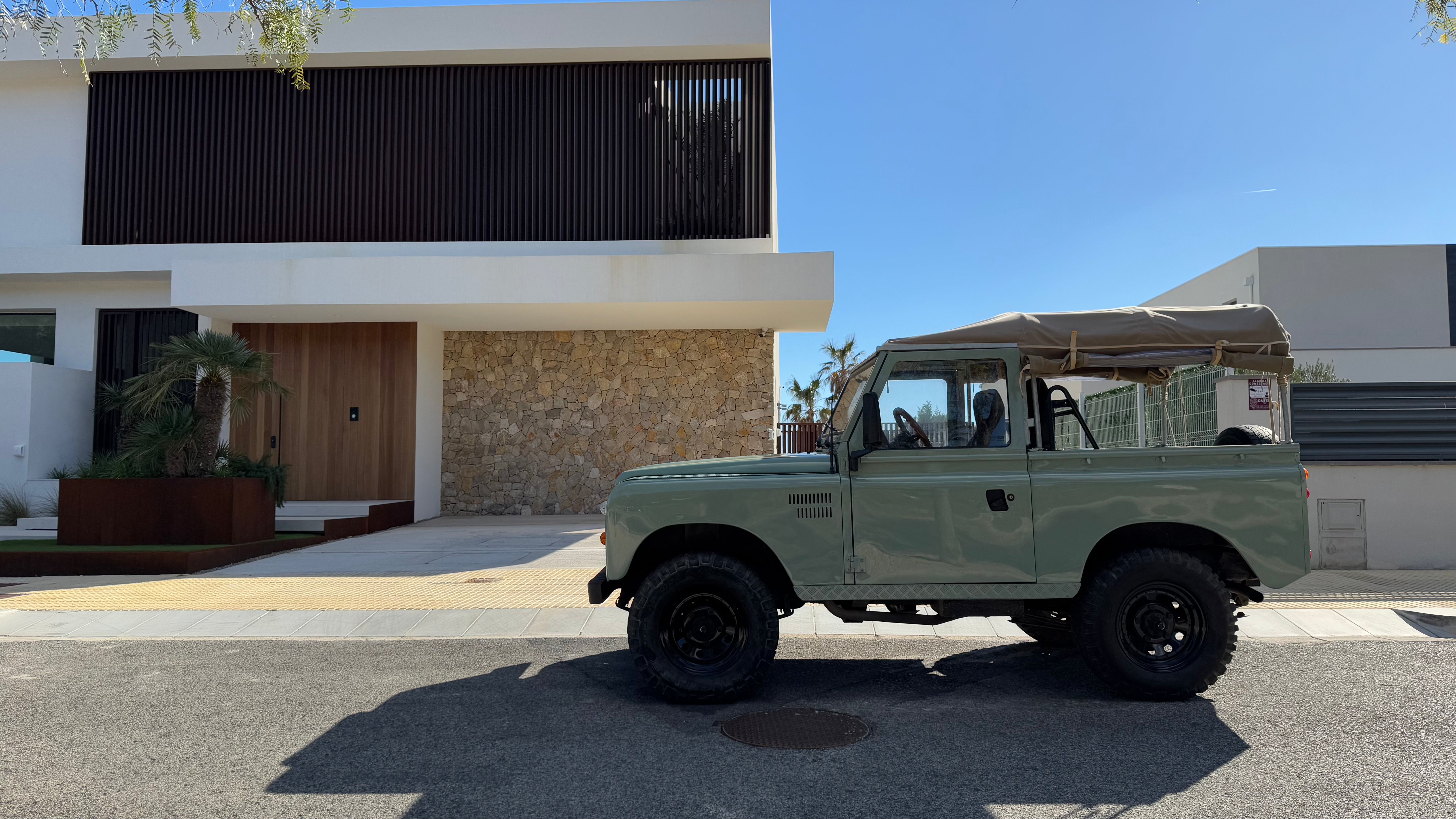 LAND ROVER 88 SUPER TURBO 1985