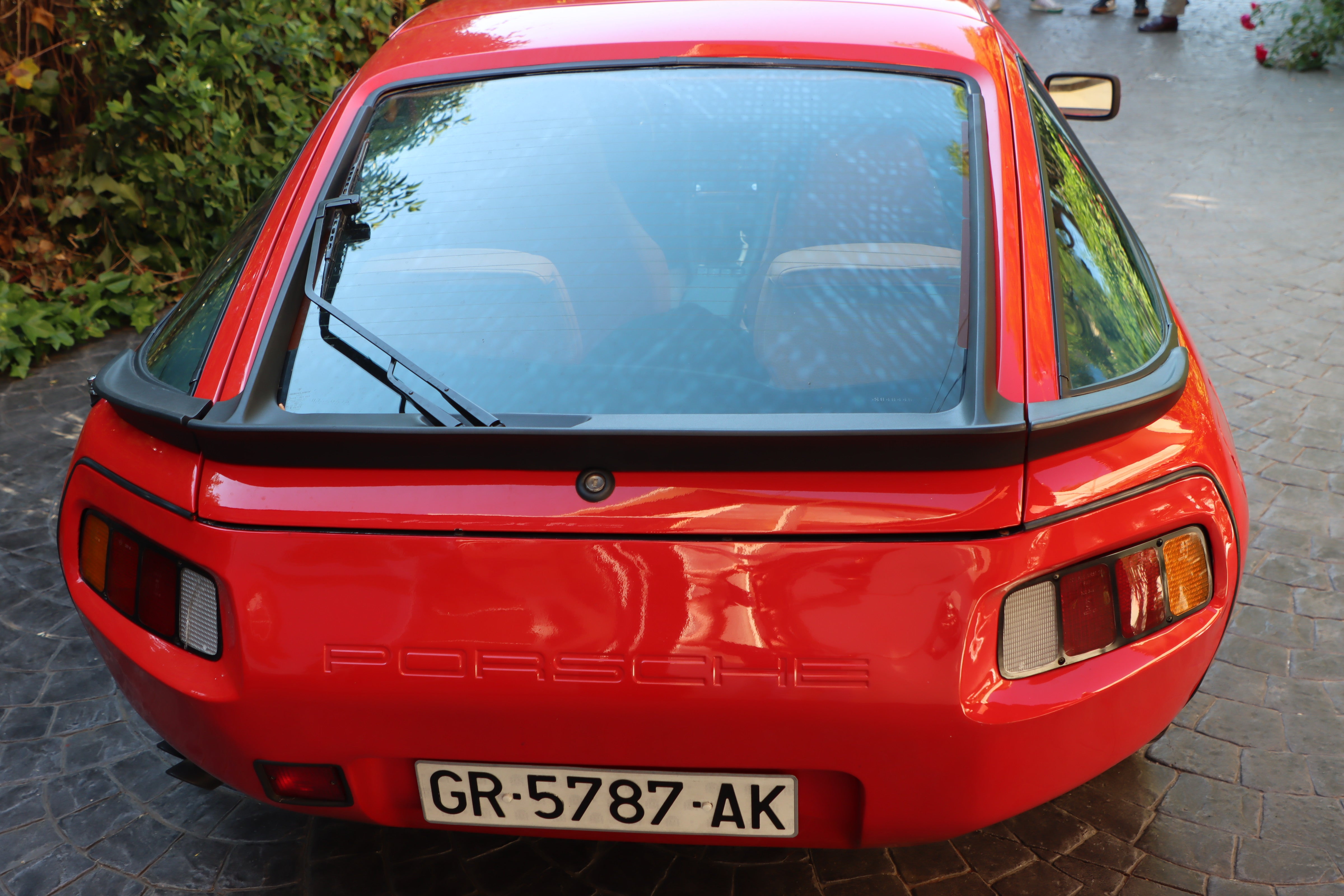 PORSCHE 928 S 4.7 1983